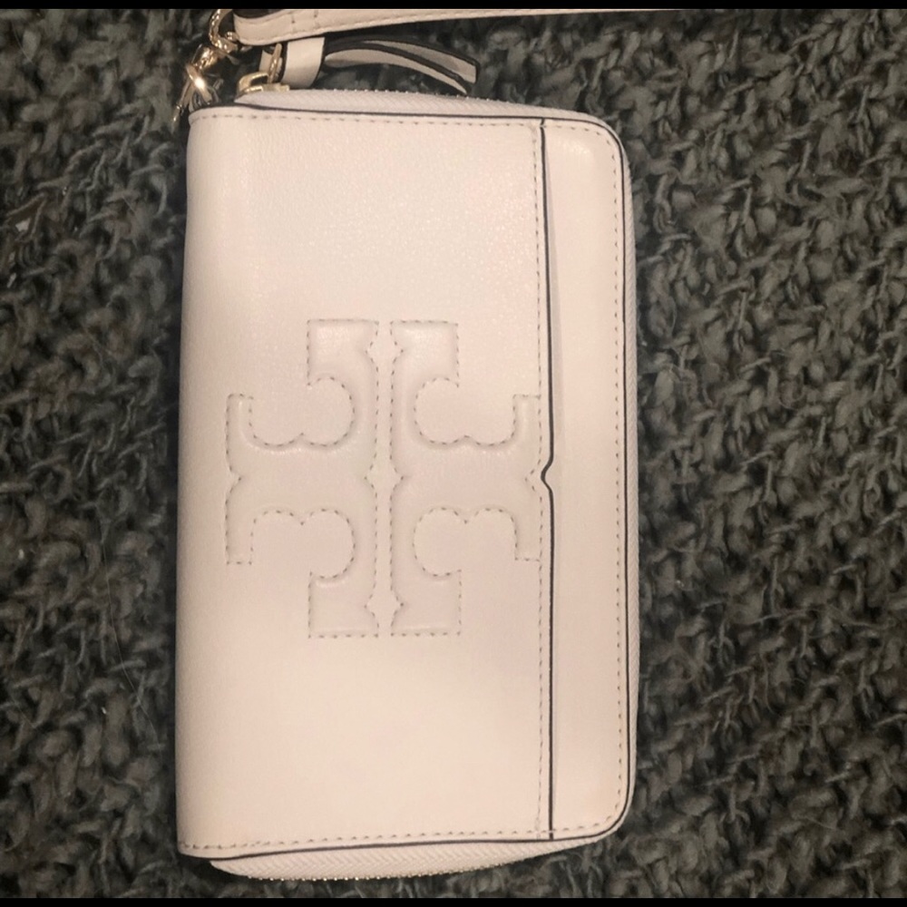 Tory Burch Ivory Wristlet
